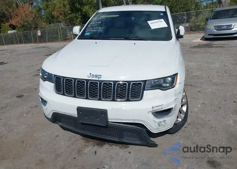 2022 Jeep Grand Cherokee Wk Laredo E 4X4 z USA, uszkodzony, nr VIN 1C4RJFAG3NC145459